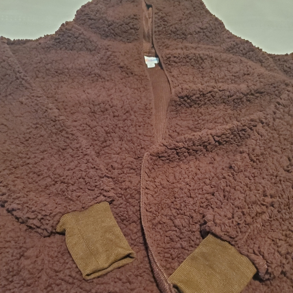 Lularoe Teddy Bear jacket.   Size medium. NWOT.